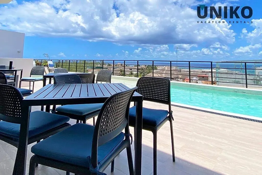 1 Block To The Beach 2Br 6Pax Rooftop Pool King Bed location