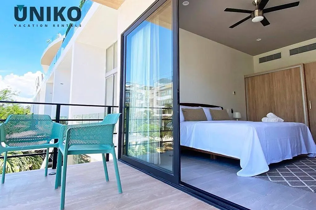 1 Block To The Beach 2Br 6Pax Rooftop Pool King Bed Playa del Carmen 0*,  Mexiko