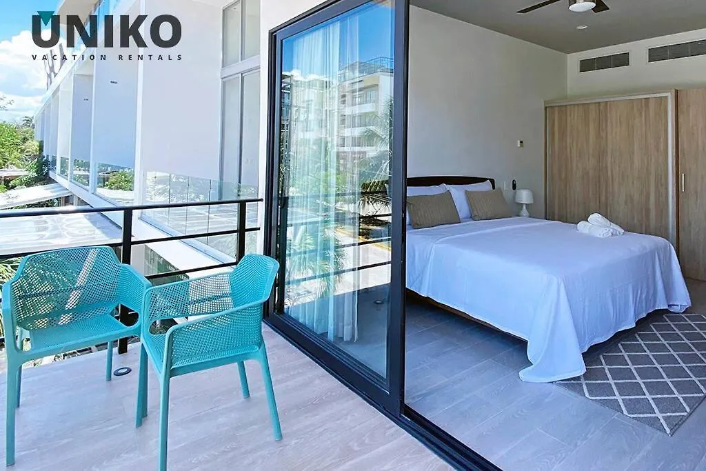 1 Block To The Beach 2Br 6Pax Rooftop Pool King Bed Playa del Carmen Mexiko